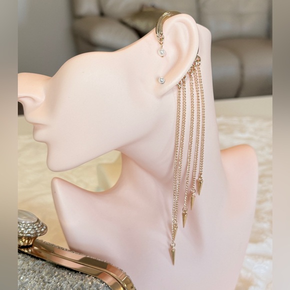 Elegant Gold Tassel Earrings - Picture 8 of 11
